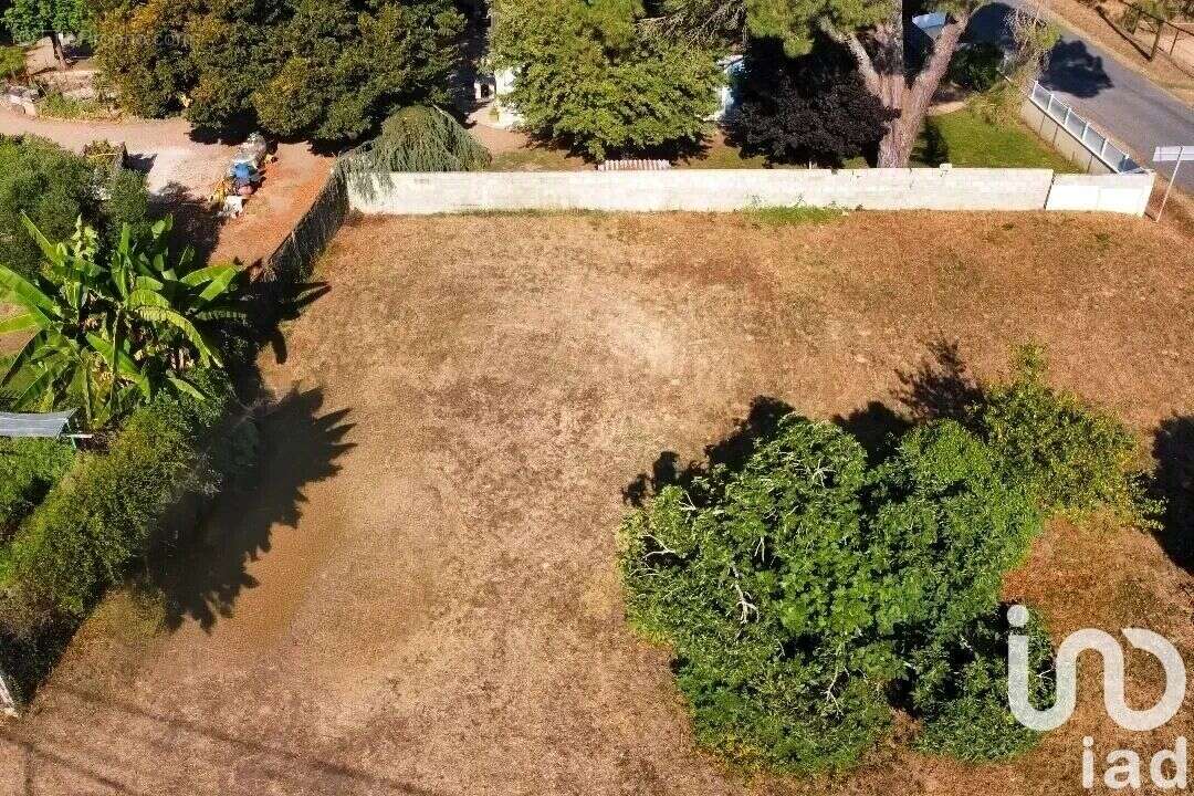 Terrain 730 m² à Gours  - photo 5