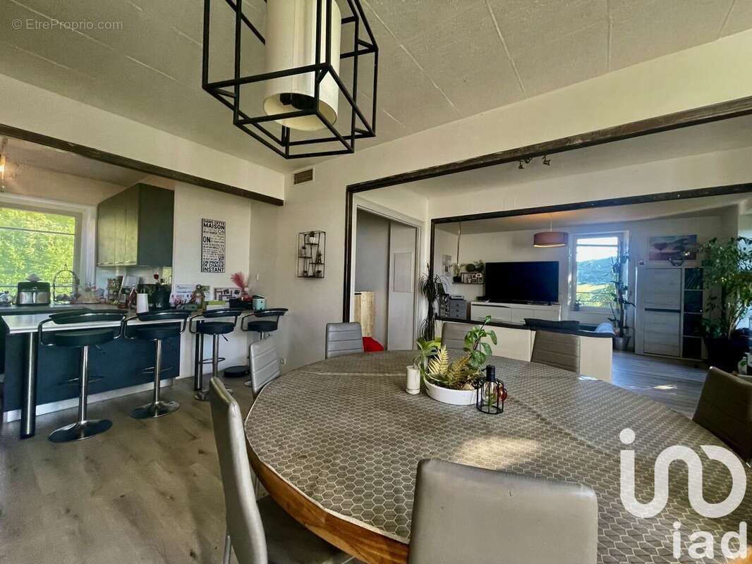 Maison 215 m² à Gabriac  - photo 8