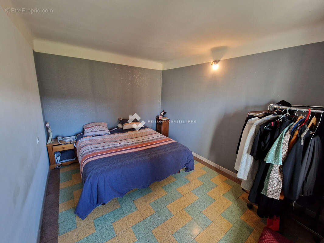 Maison 105 m² à Saint-Martin-De-Valgalgues  - photo 7
