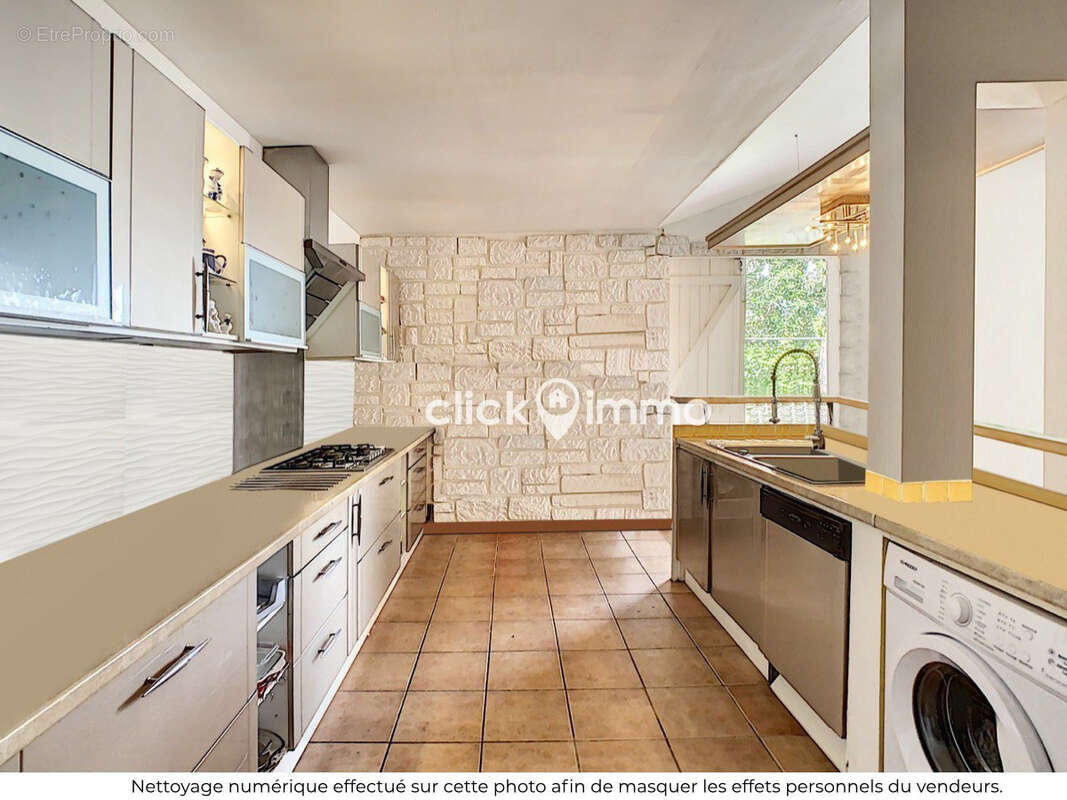 Maison à BAIE-MAHAULT