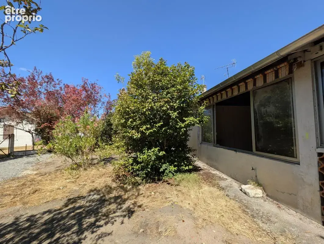 Maison 45 m² à rénover avec jardins à Cassy Lanton 130 000 € - photo 4