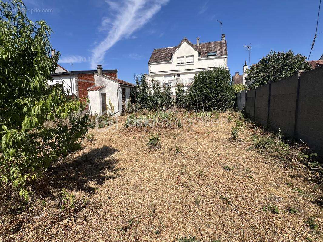 Terrain de 256 m² - photo 3
