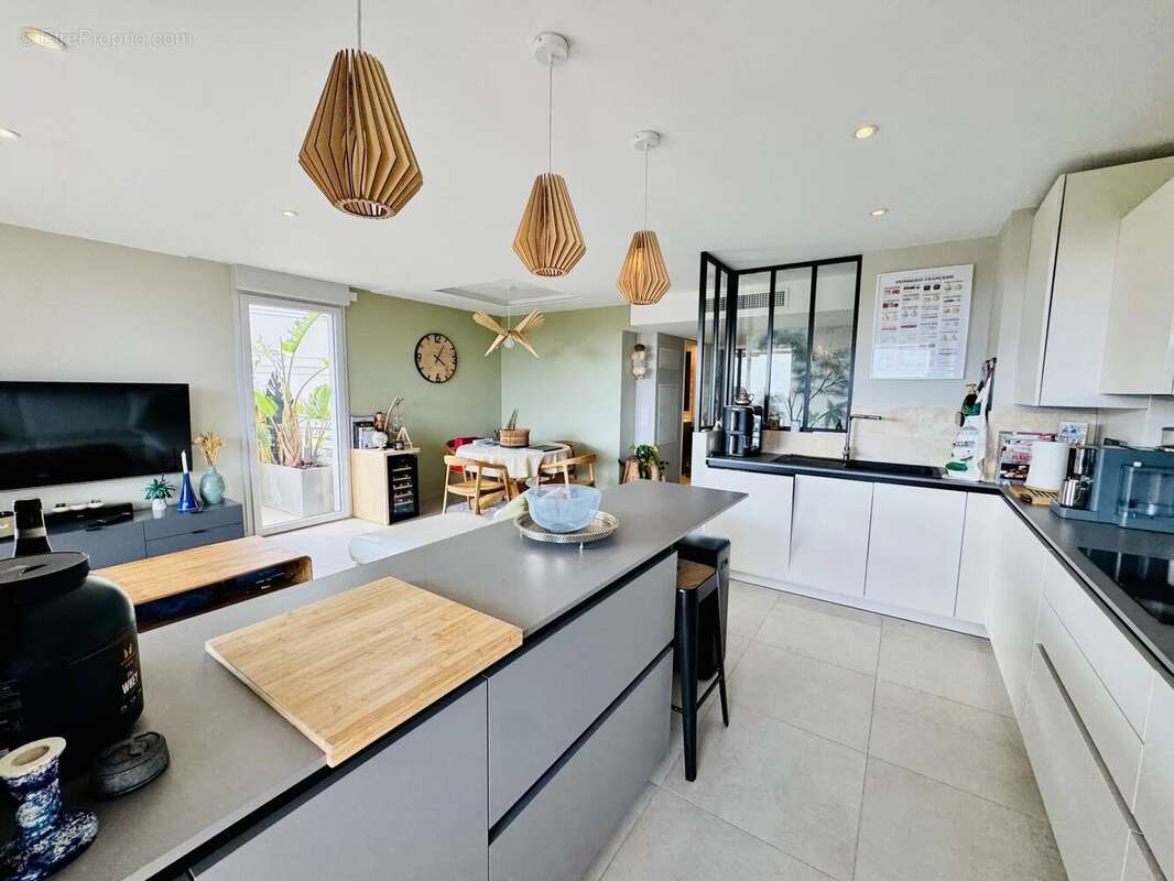 Appartement à ROQUEBRUNE-CAP-MARTIN