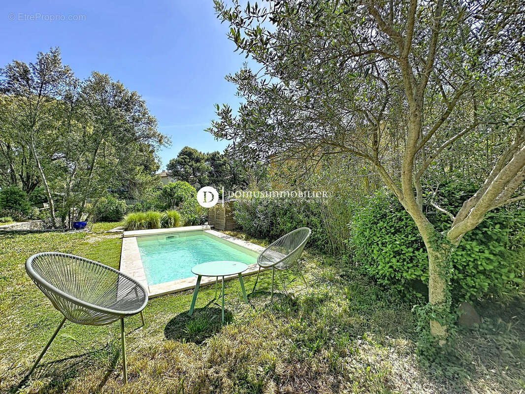Maison à CHATEAUNEUF-DE-GADAGNE