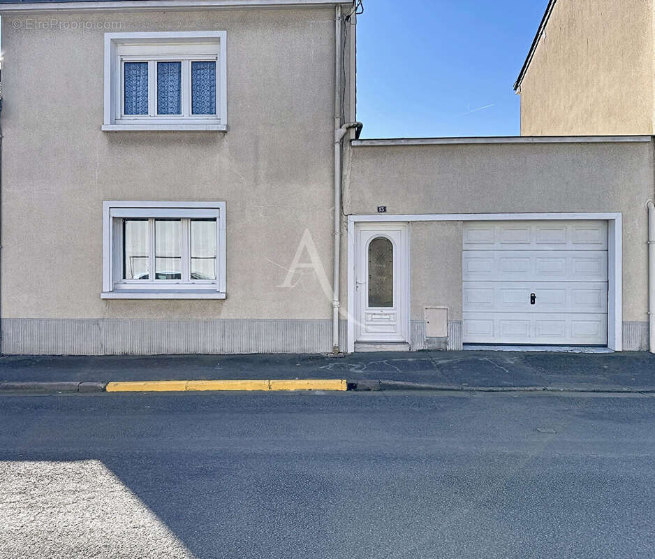 Maison Trelaze 5 pièce(s) 97 m2 - photo 2