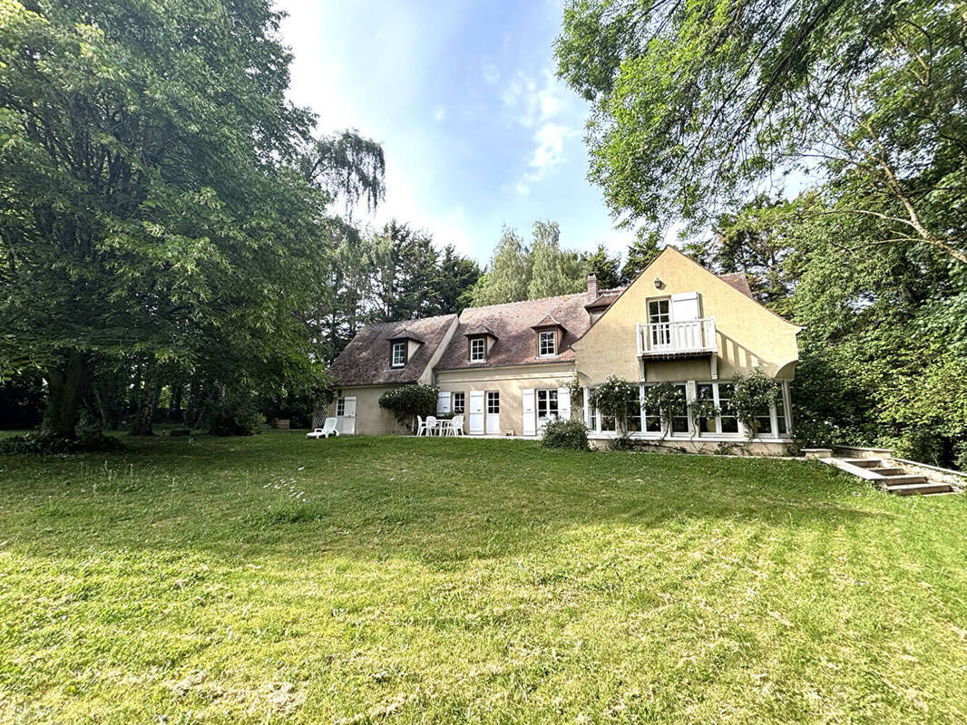 Maison à SAINTE-GENEVIEVE