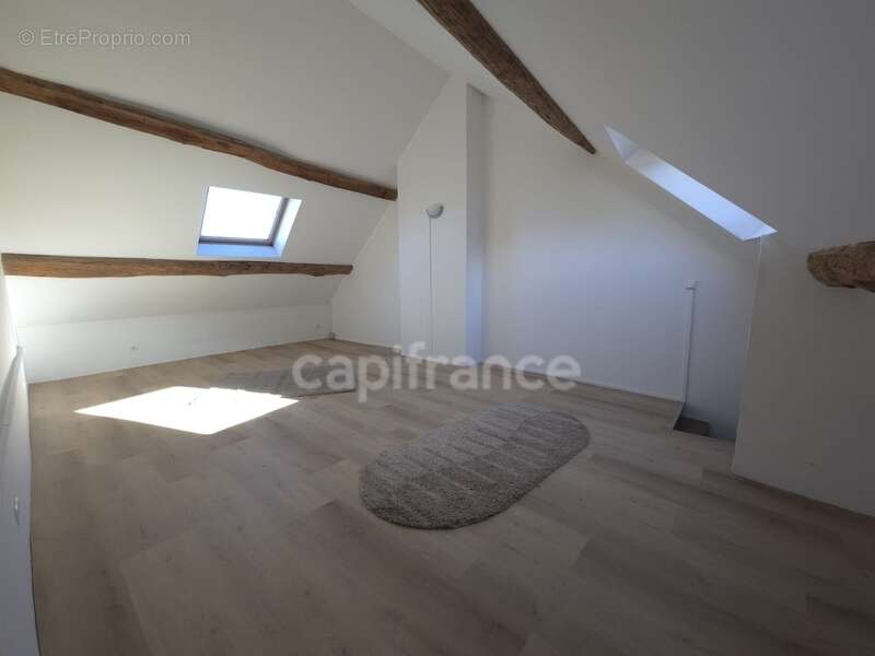 Maison à LORMES