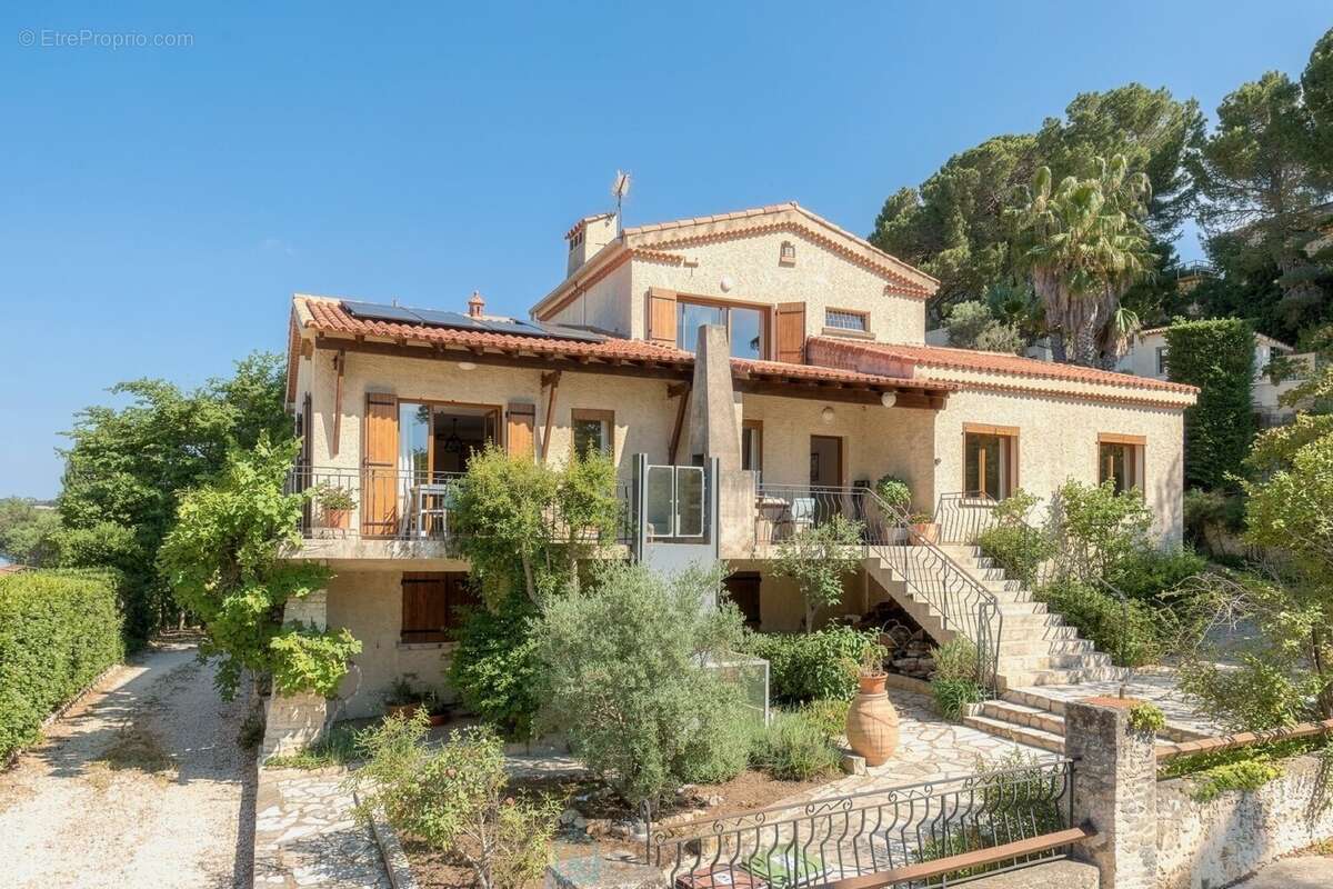 Maison à MARTIGUES