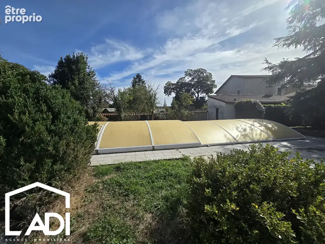 Une belle propriété au coeur de saint-maixent ! - photo 3