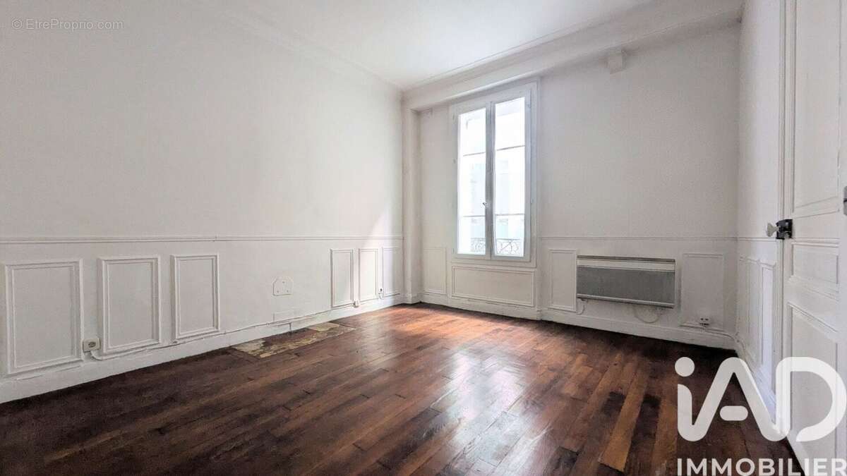 Photo 2 - Appartement à PARIS-18E