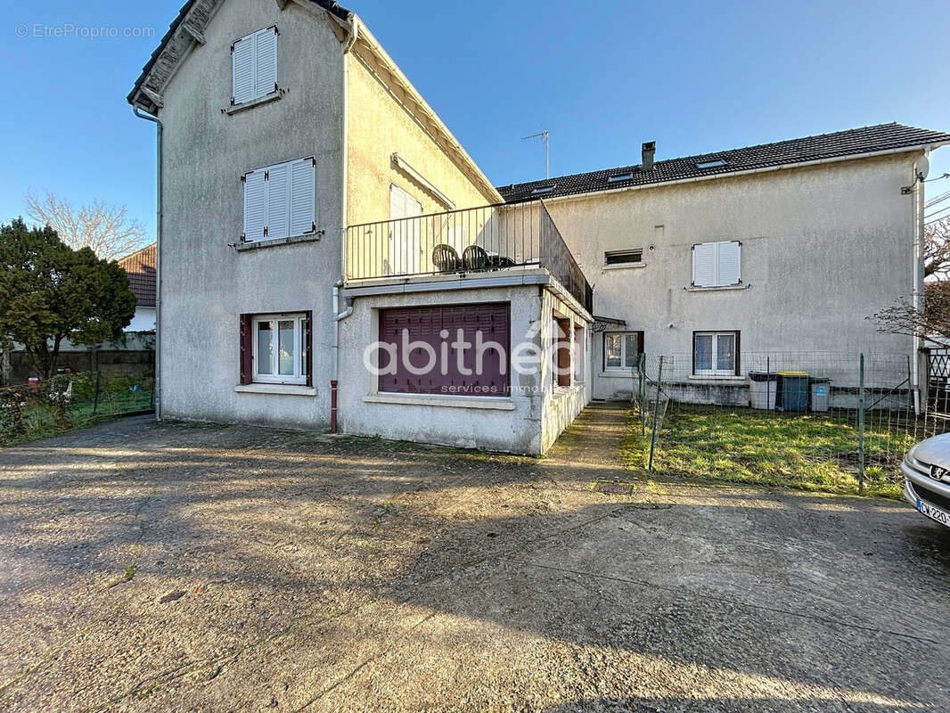 Appartement à VIGNEUX-SUR-SEINE