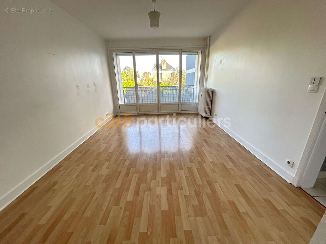 Appartement à VILLENEUVE-LE-ROI