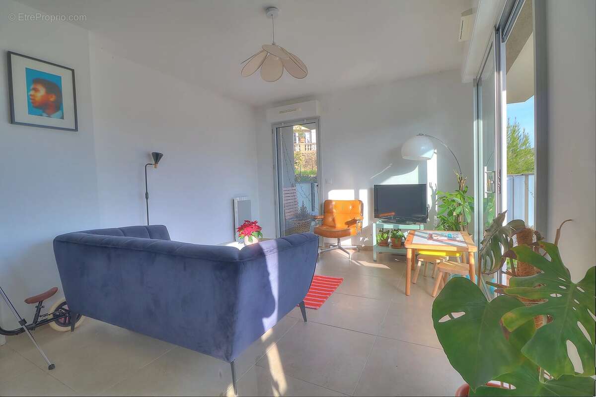 Appartement à MOUGINS
