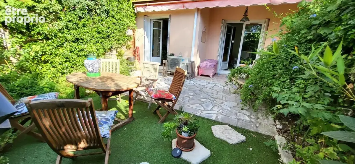 Appartement à VILLENEUVE-LOUBET