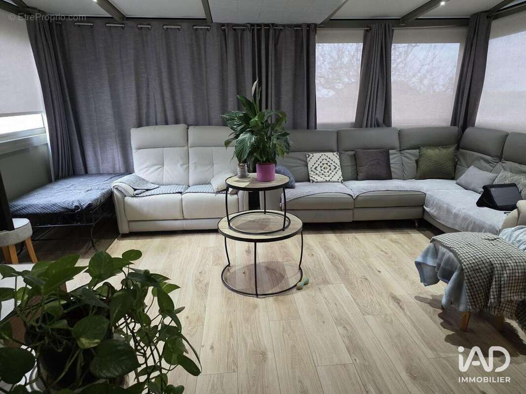 Photo 2 - Maison à SAINTE-MAURE-DE-TOURAINE