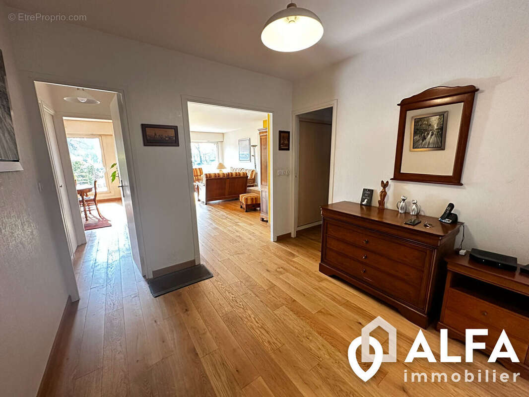 Appartement à ENGHIEN-LES-BAINS