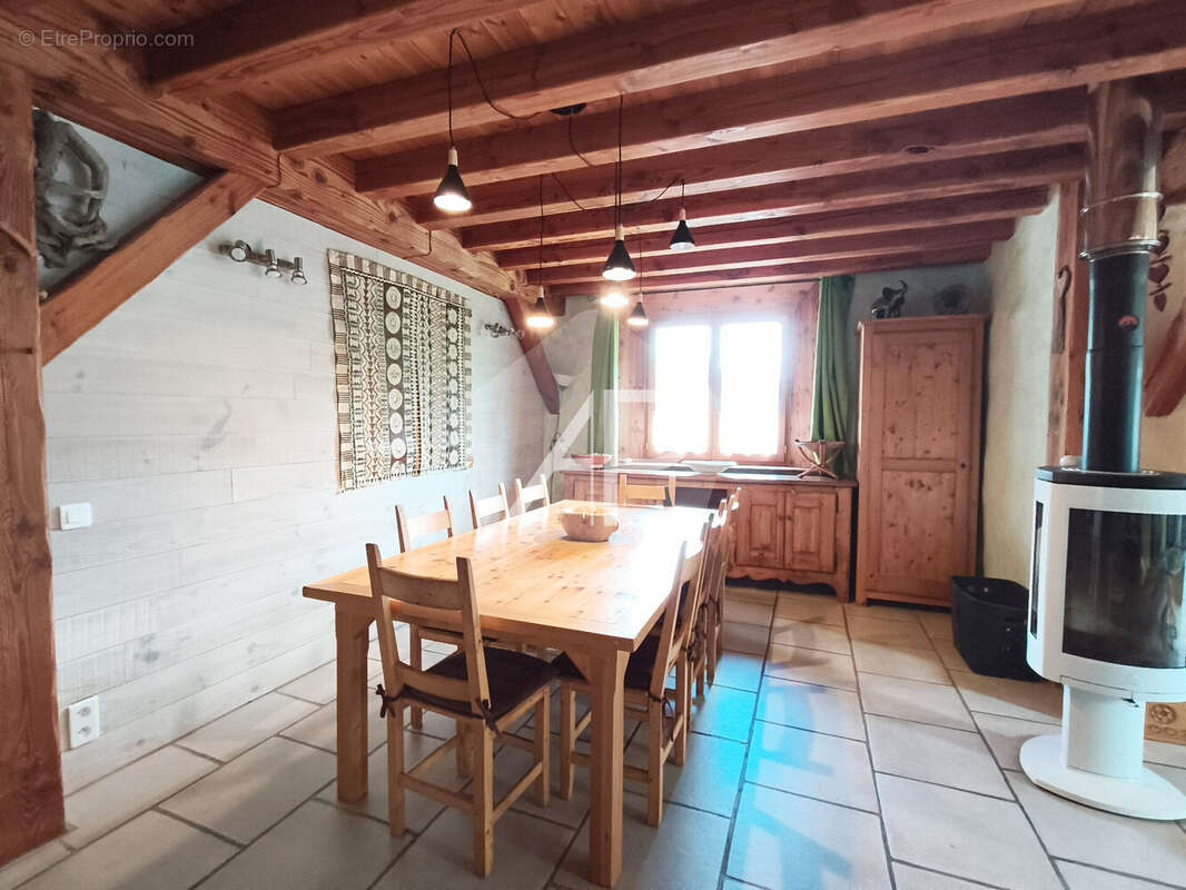 Maison à L'ARGENTIERE-LA-BESSEE