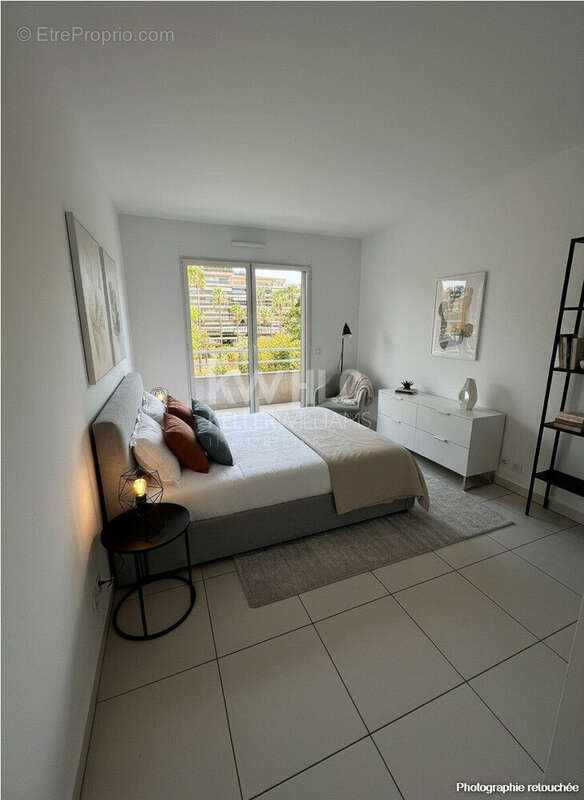 Appartement 66 m² à Antibes  - photo 4