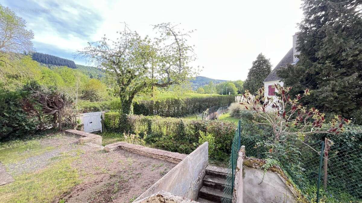 Maison à AUTUN