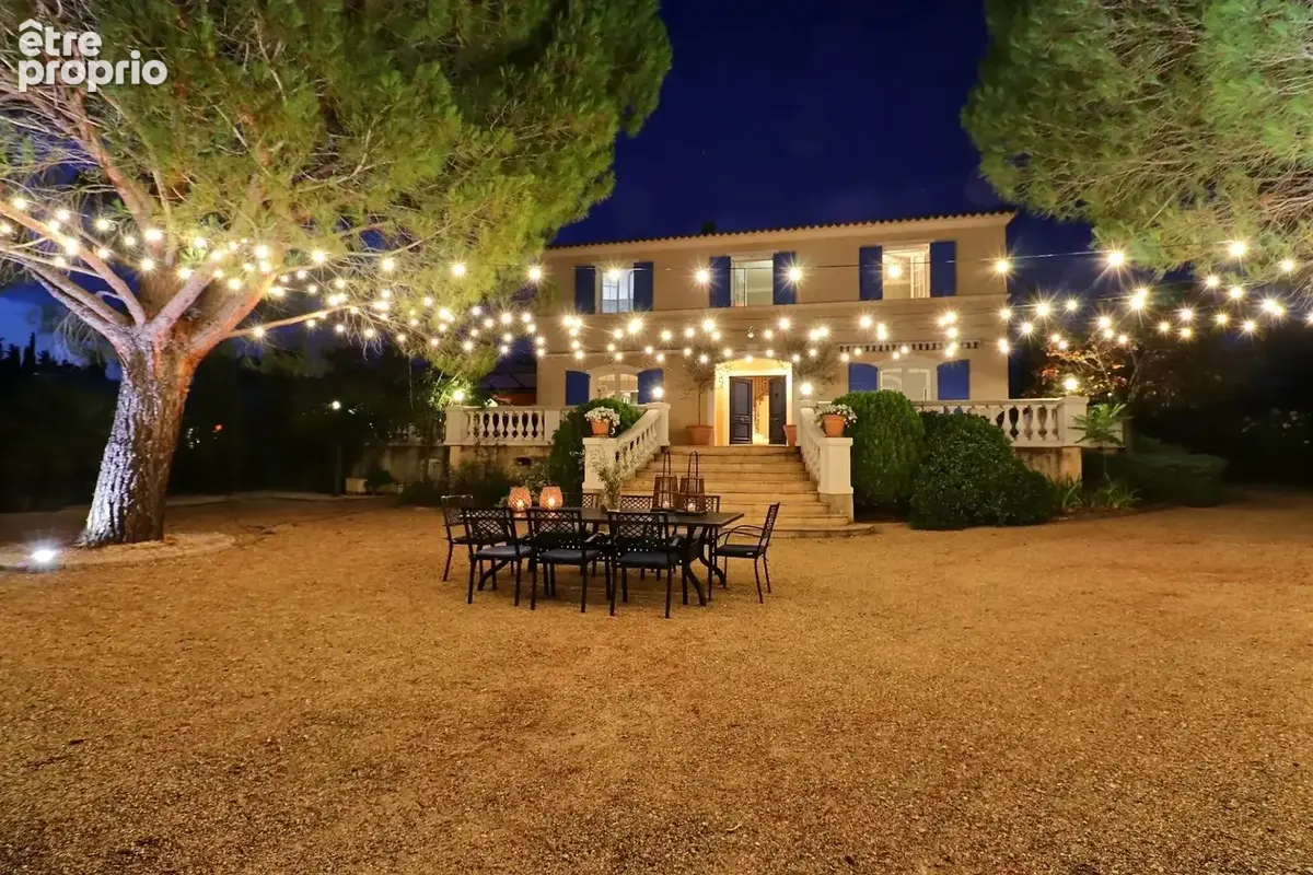 Proche Lorgues - Magnifique propriété de 218 m² + Appartement indépendant -Terrain de 8000m² - photo 30