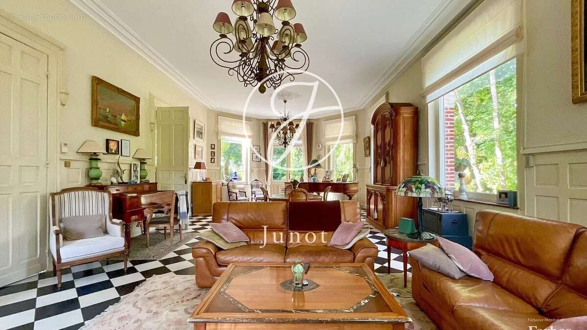 Maison à PHALEMPIN