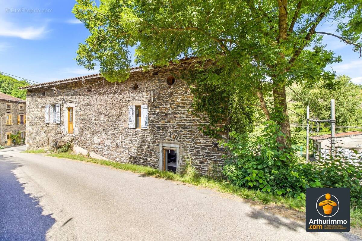 Maison à TREVES