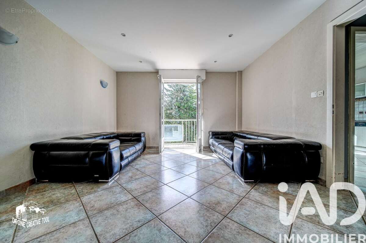 Maison 109 m² à Neufchef  - photo 5
