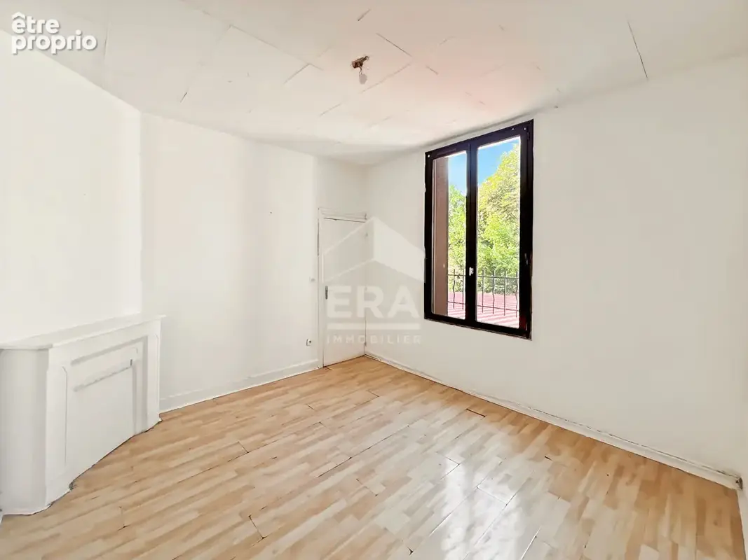 Appartement à DAMMARIE-LES-LYS