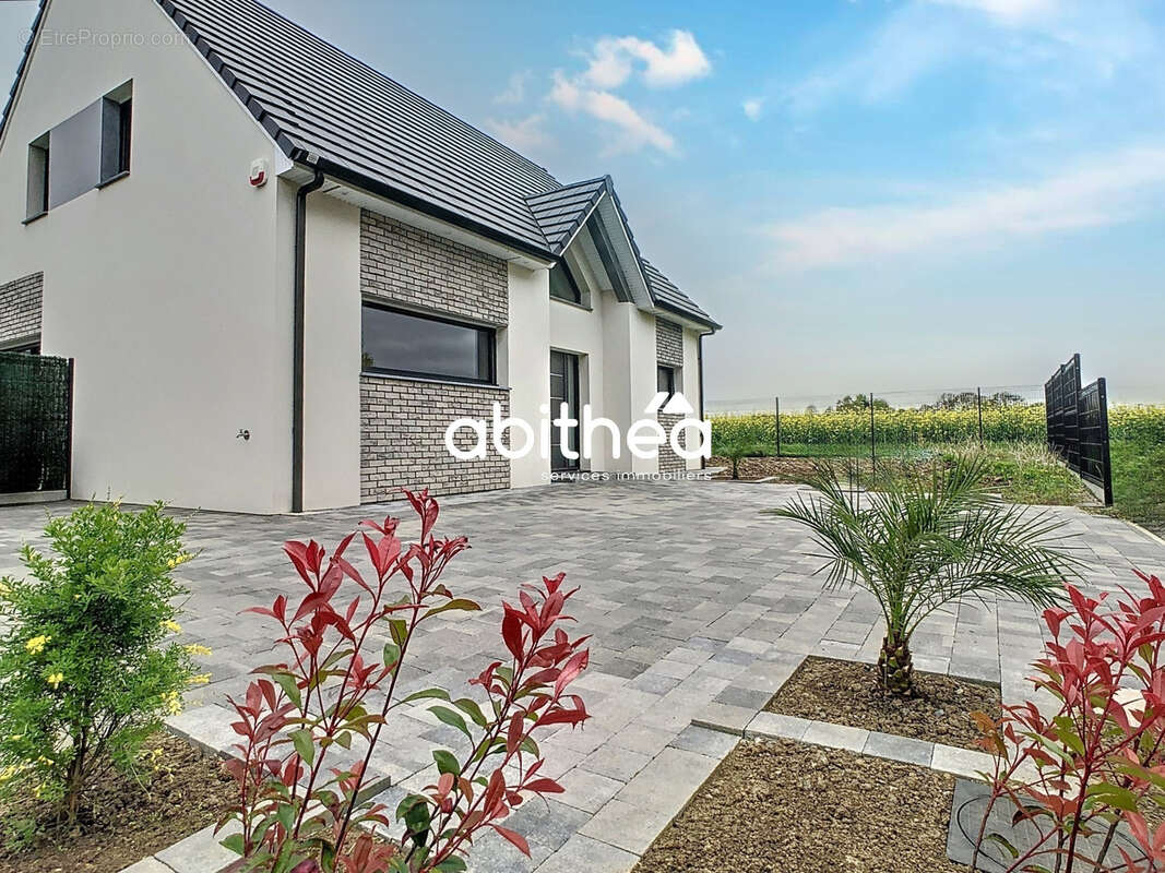 Maison à NOYELLES-GODAULT