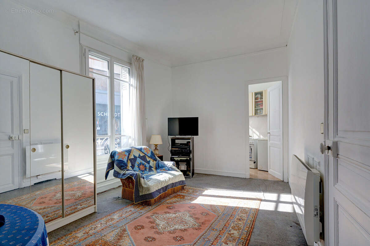 Appartement à SURESNES