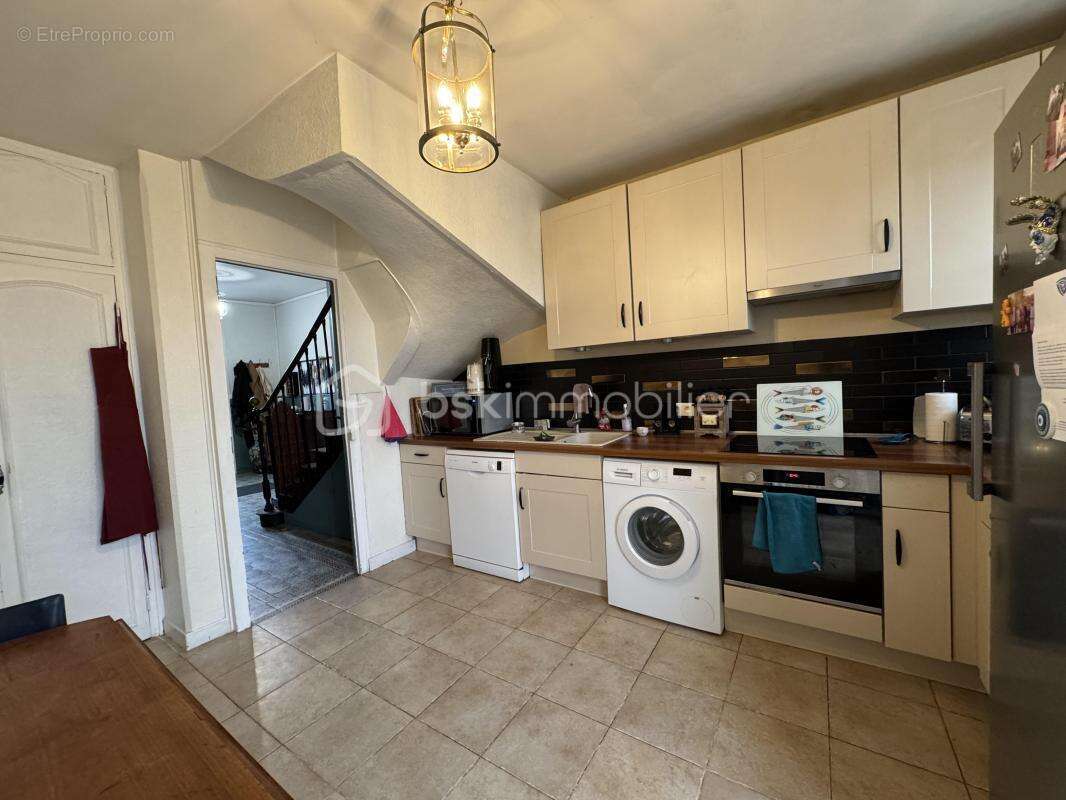 Maison familiale ou ensemble immobilier - photo 7