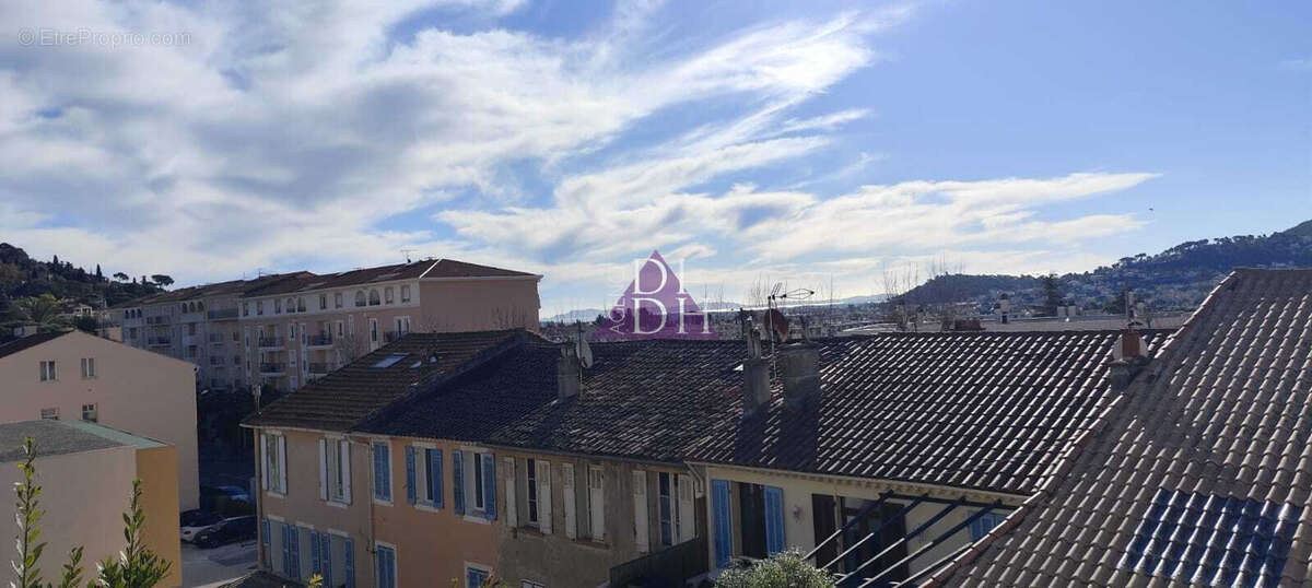 Appartement à HYERES