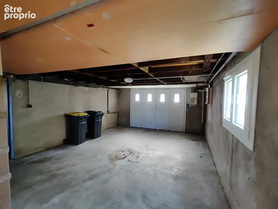 Maison individuelle avec garage et jardin arboré - photo 11