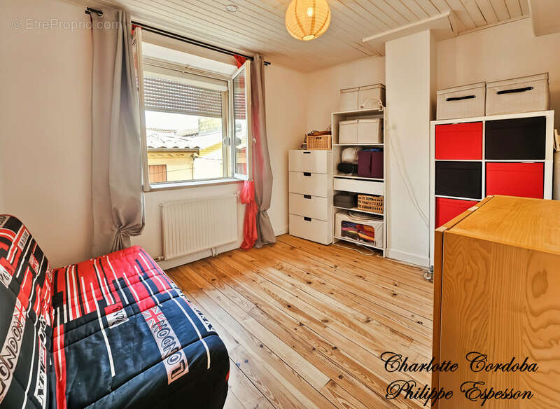  Une maison de caractère de 7 pièces où l'histoire rime avec sérénité - photo 16