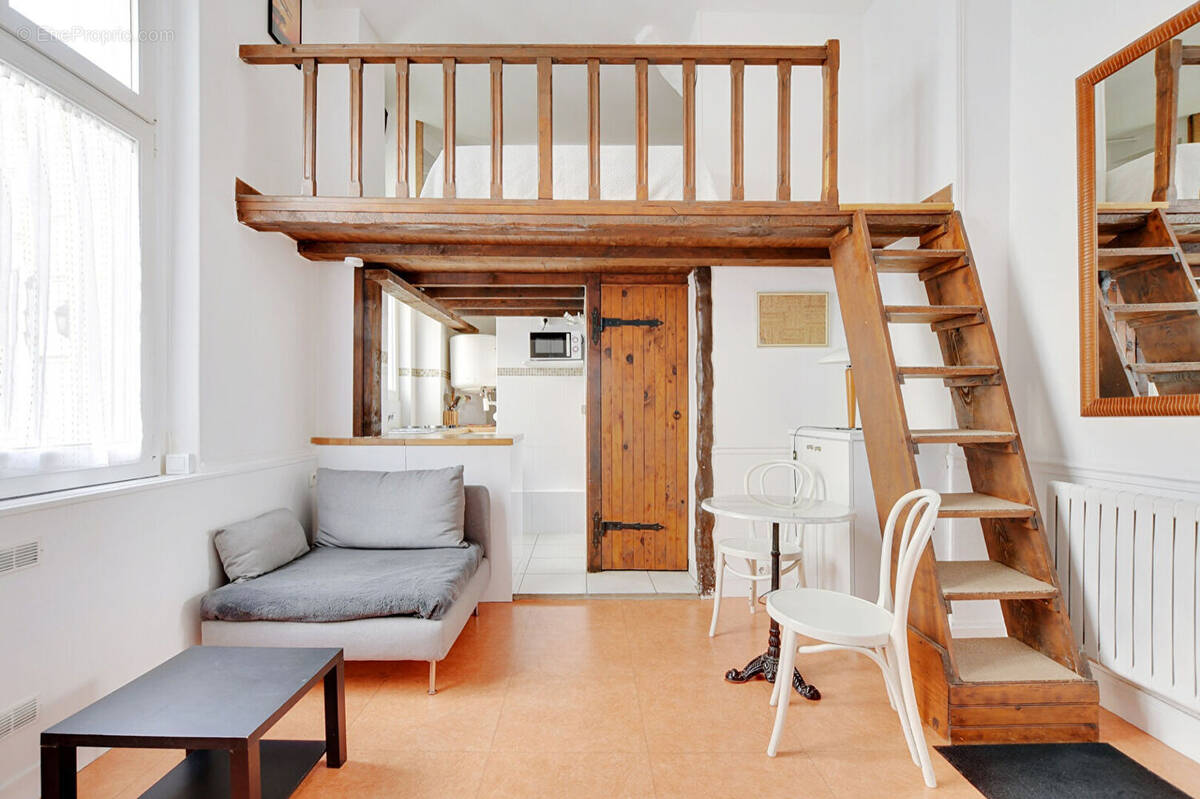 Appartement à PARIS-19E