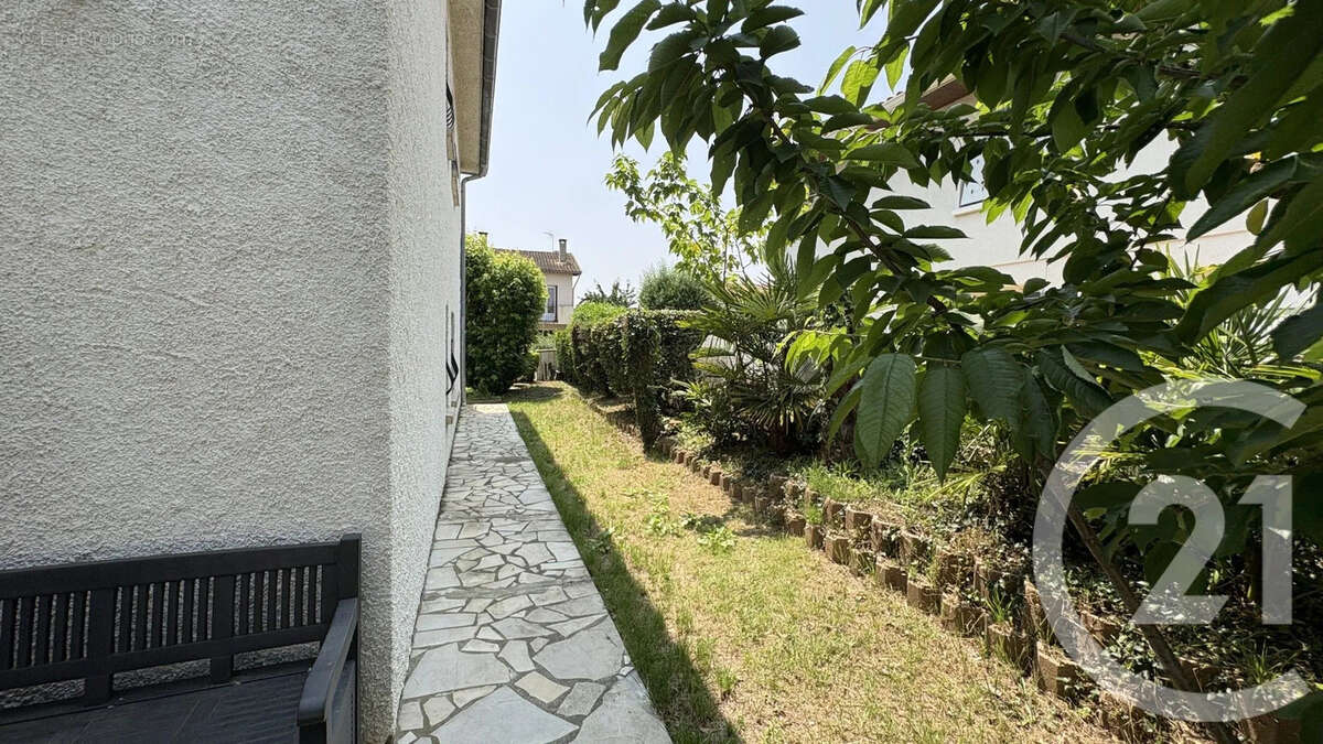 Maison à COLOMIERS