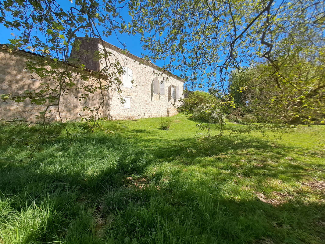 Maison à PORT-SAINTE-MARIE