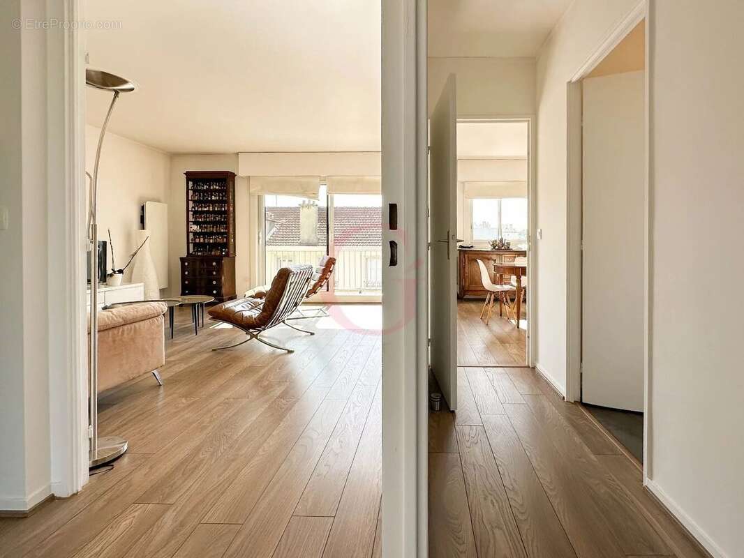 Appartement à BOURG-LA-REINE