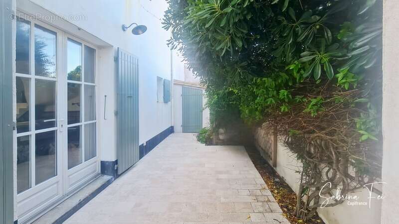 Maison à SAINT-CLEMENT-DES-BALEINES