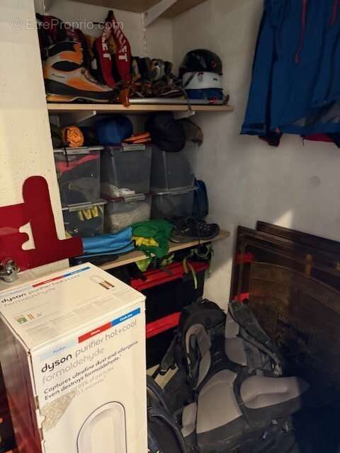 Commerce à FONTAINE-DE-VAUCLUSE