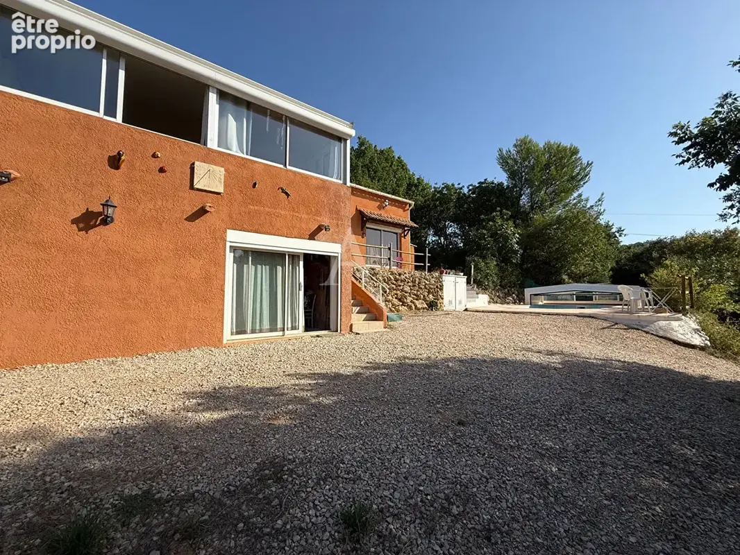 Villa varages de 106m2 au calme sur terrain de 2525m2 et piscine - photo 15