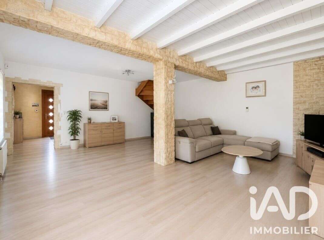 Maison 165 m² à Arenthon  - photo 2