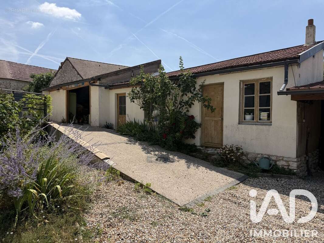 Maison 88 m² à Bouafles  - photo 3