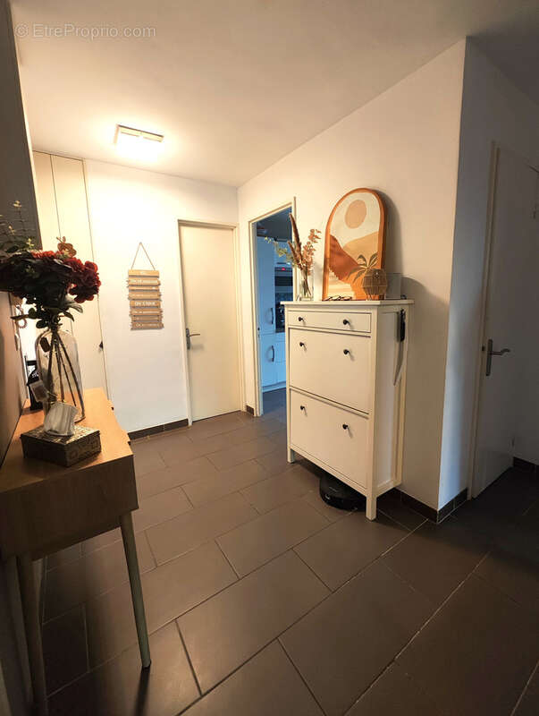 Appartement à BOUSSY-SAINT-ANTOINE