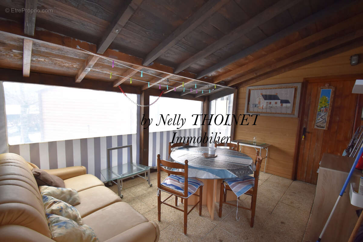 Maison à BESSE-ET-SAINT-ANASTAISE