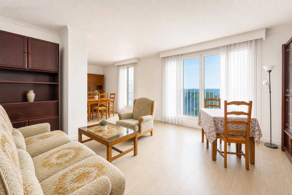 Appartement à SAINT-GRATIEN