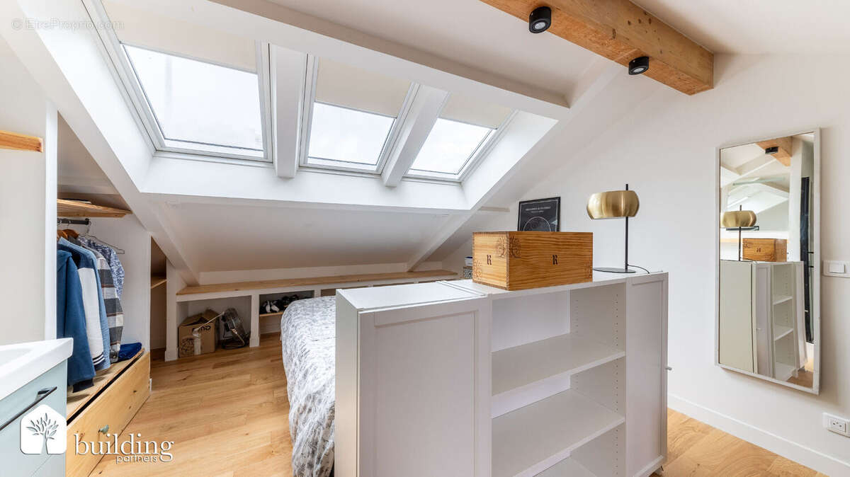 Maison à COURBEVOIE