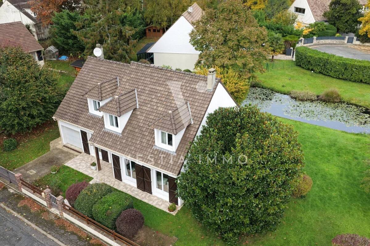 Maison à RAMBOUILLET