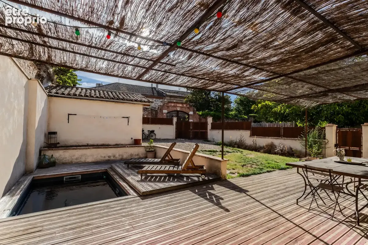 Maison de village avec piscine et garage - photo 6