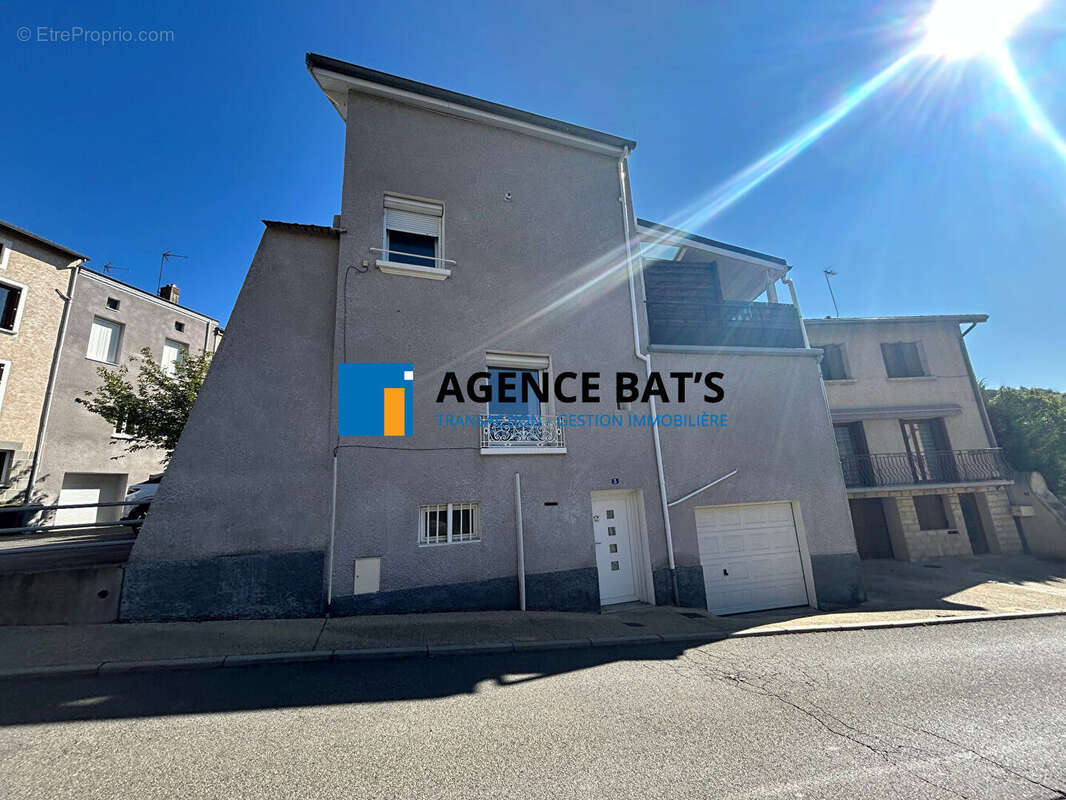 Photo 3 - Maison à LA FOUILLOUSE